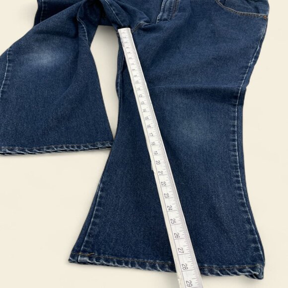 Levi's Blue Bootcut Jeans for Men - Picture 11 of 15